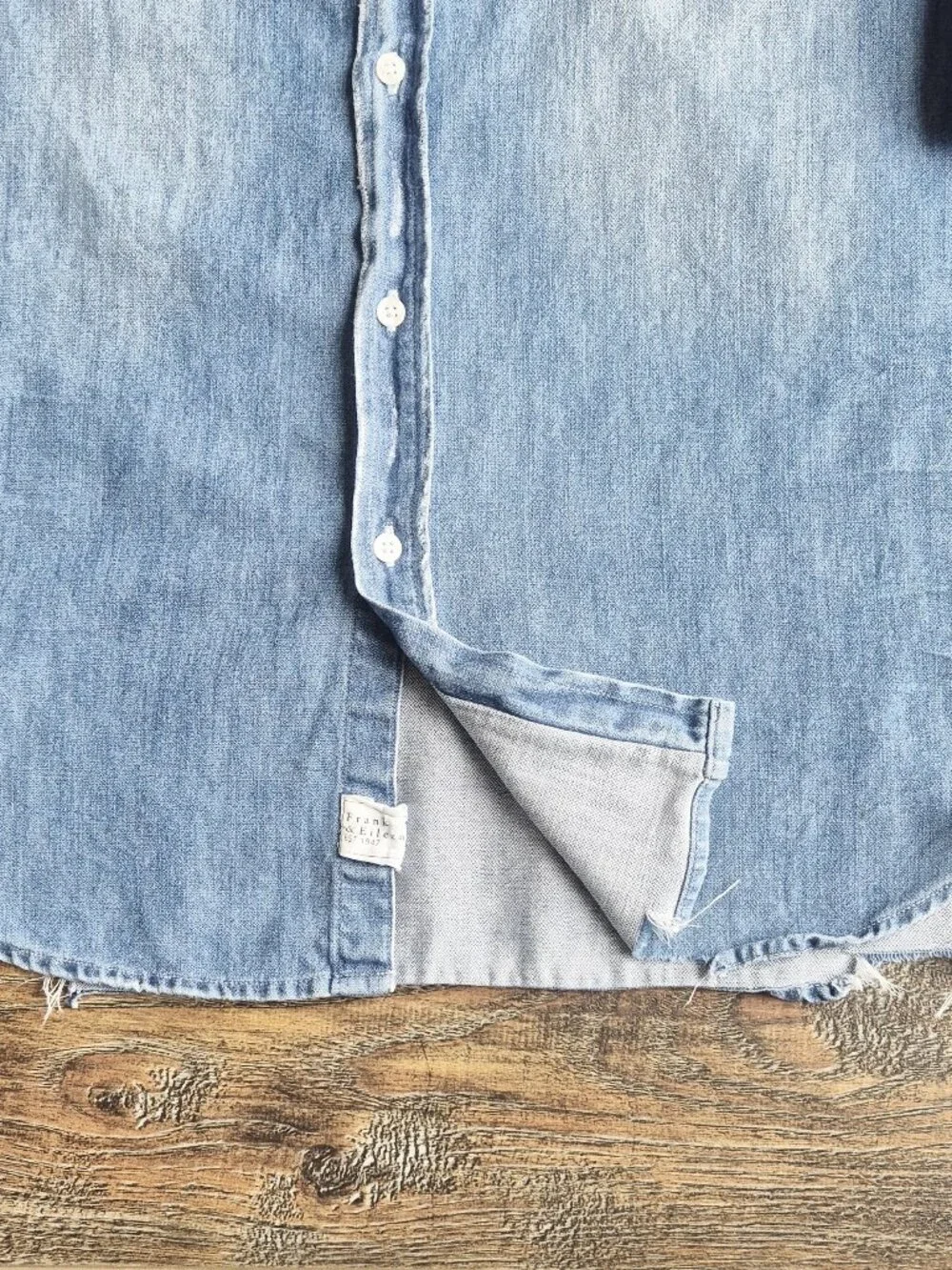 Frank & Eileen $288 Eileen Blue Denim Button-Up Shirt Distressed Vintage Wash - Picture 10 of 16